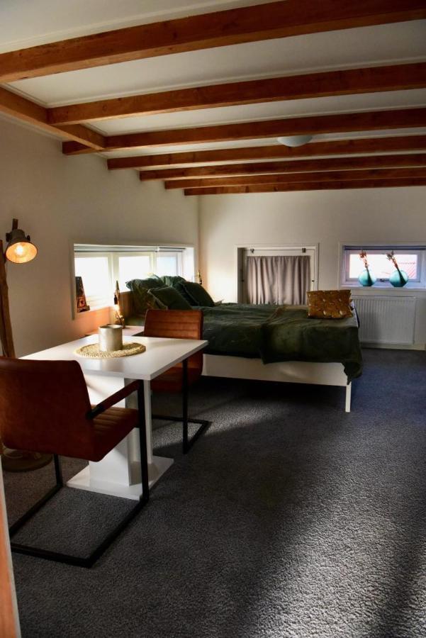 De Slaapmuts Bed and Breakfast Winsum  Esterno foto