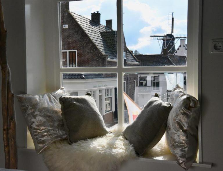 De Slaapmuts Bed and Breakfast Winsum  Esterno foto